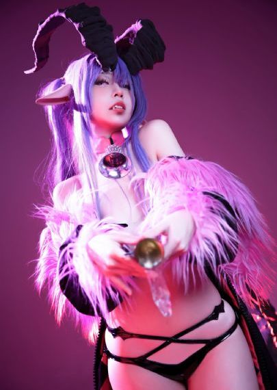 奇怪的美沙拉龙中文_4K高清视频观看